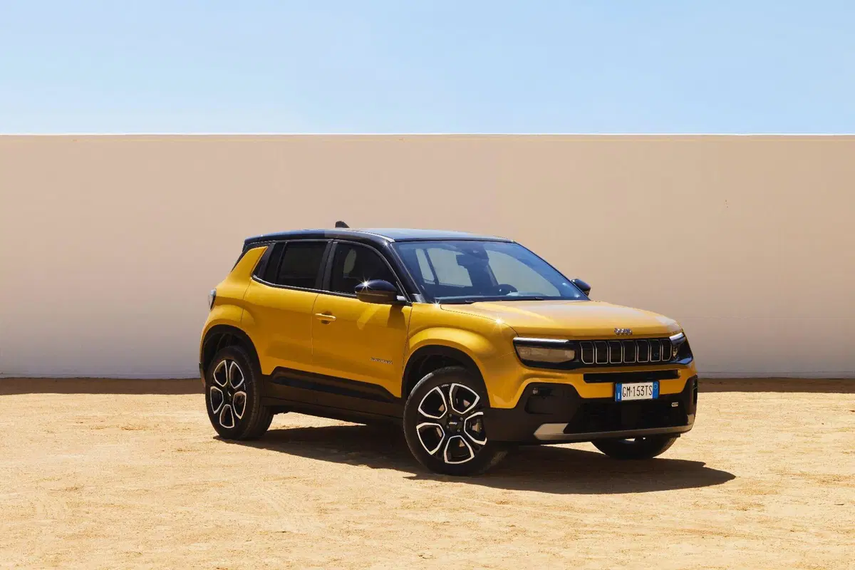 Jeep Avenger: motorizzazioni, allestimenti, optional e prezzi. Guida all’acquisto (16)