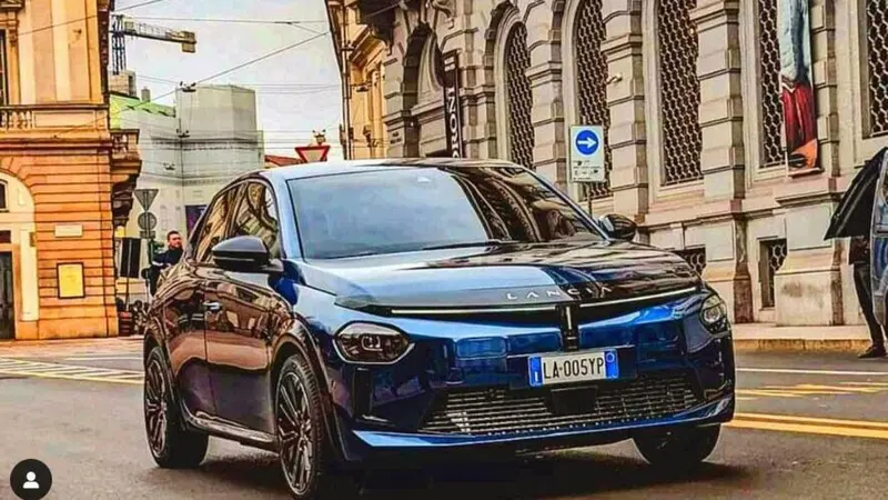 Nuova Lancia Ypsilon 2024: &egrave; pronta per la strada, ecco lo spot 