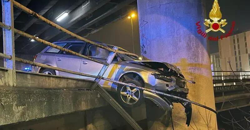 Cavalcavia di Mestre: altro incidente contro il guard rail della strage