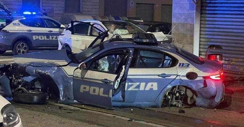 Torino: volante della Polizia colpita, agenti feriti, Alfa Giulia distrutta