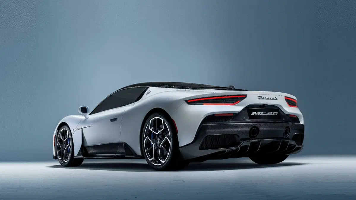 Maserati MC20 (4)