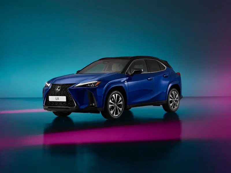 Nuova Lexus UX 2024: pi&ugrave; potenza al posteriore