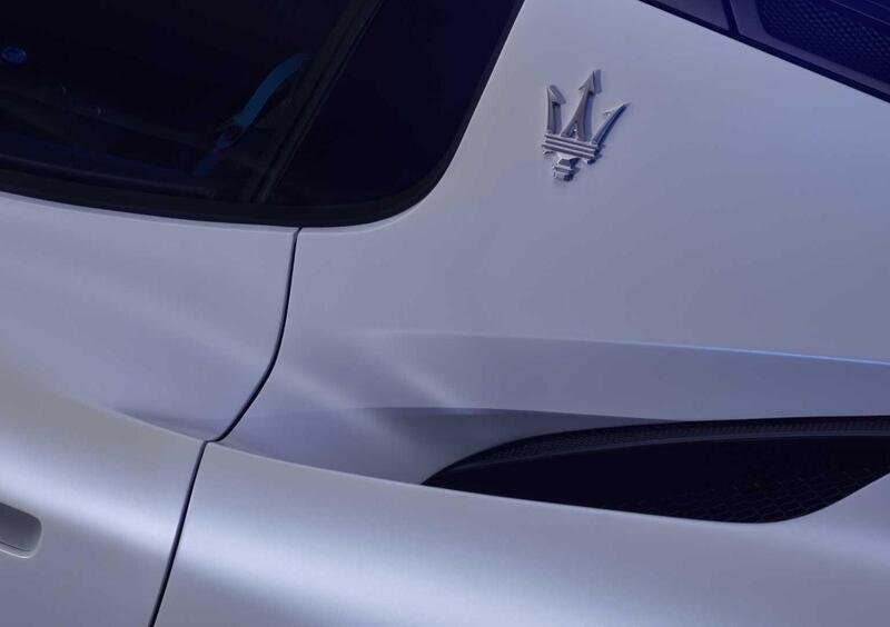 Maserati MC20 (2020-->>) (19)