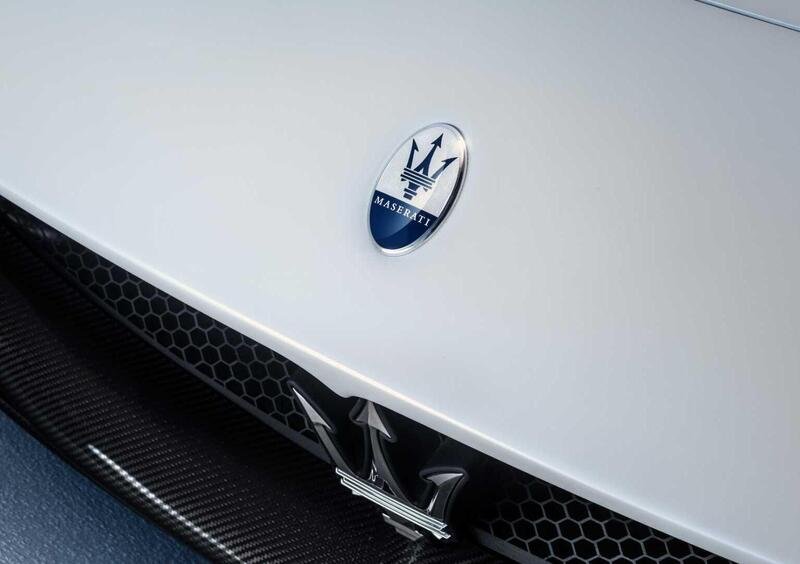 Maserati MC20 (2020-->>) (21)