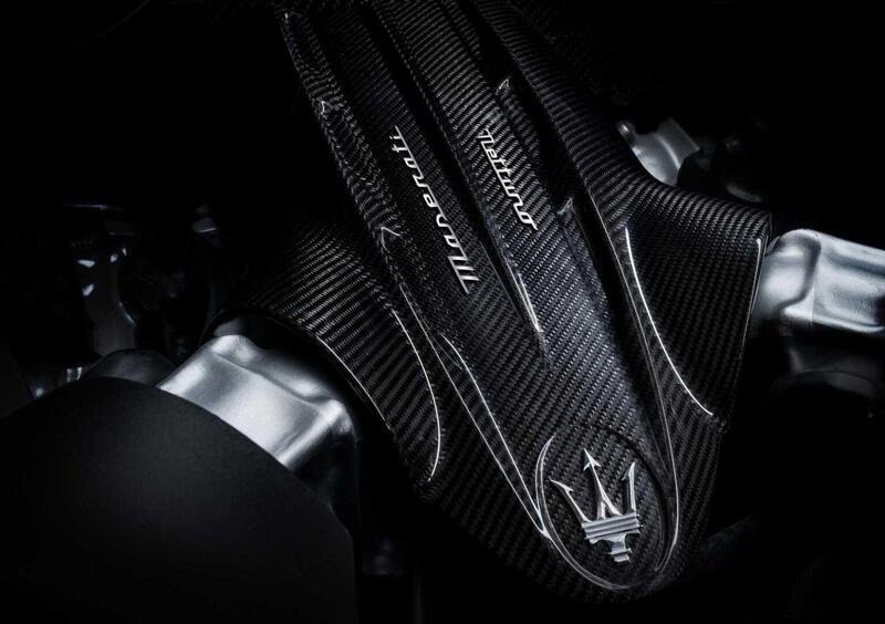 Maserati MC20 (2020-->>) (26)