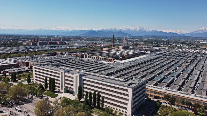 Stellantis: a Mirafiori cassa integrazione per 2.250 dipendenti (500e e della Maserati)