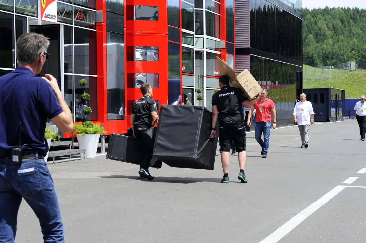 F1, Gp Austria 2016: penalità di cinque posizioni in griglia per Vettel (21)