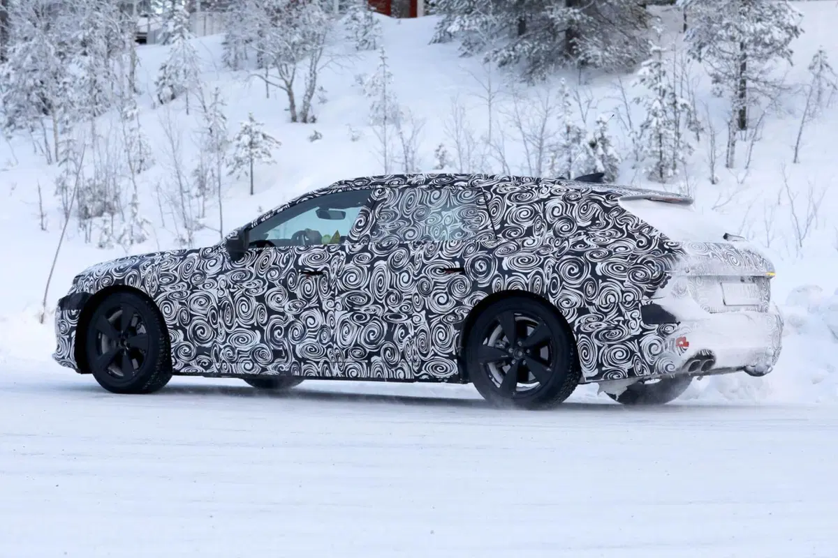 Audi A7 Avant, i test continuano a -32°C  [Foto Spia] (2)