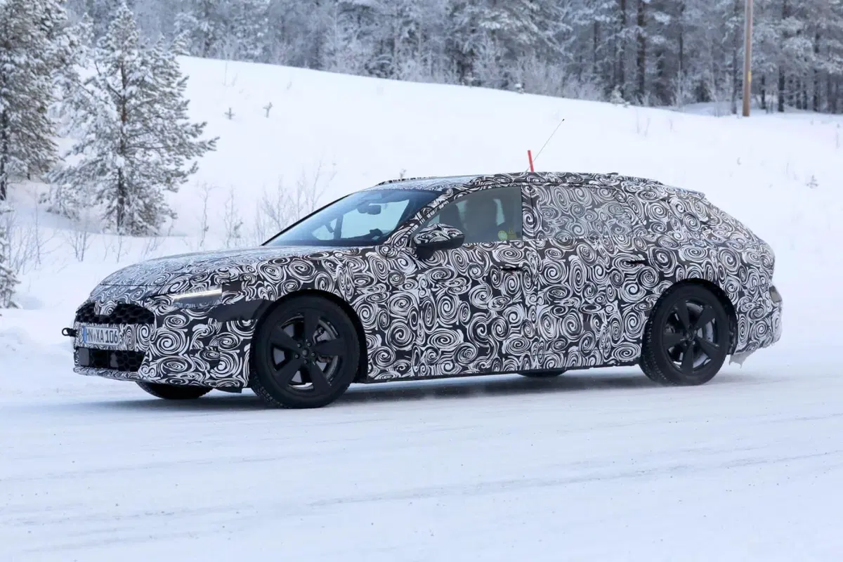 Audi A7 Avant, i test continuano a -32°C  [Foto Spia] (6)