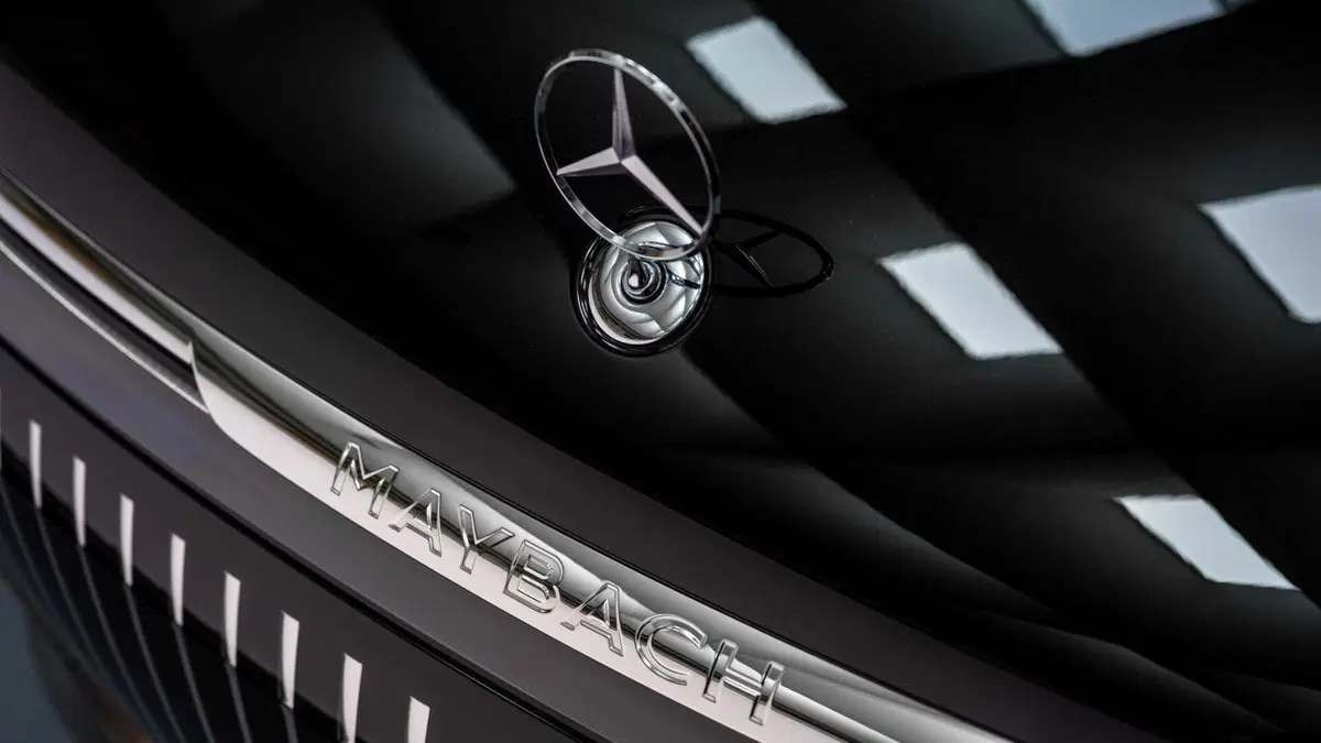 Mercedes-Benz EQS SUV Maybach 680 First Class (14)