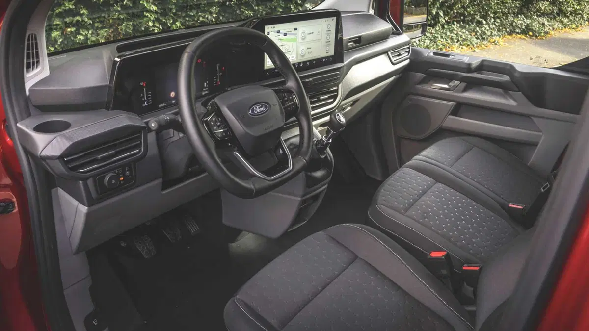 Ford Transit Custom Furgone 320 2.0 ecoblue 170cv Titanium L2H1 AWD A8 (9)
