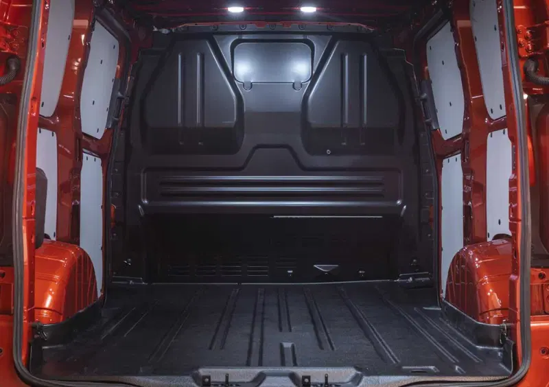 Ford Transit Custom Furgone (12)