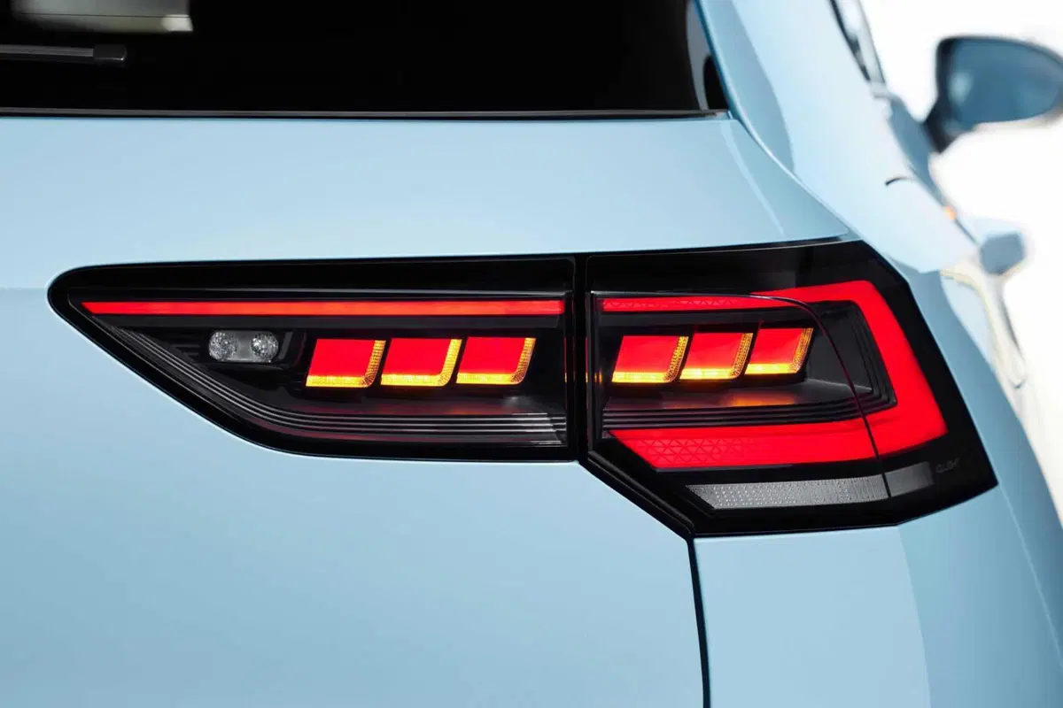 Nuova Volkswagen Golf 2024: ecco l'ultima generazione (6)