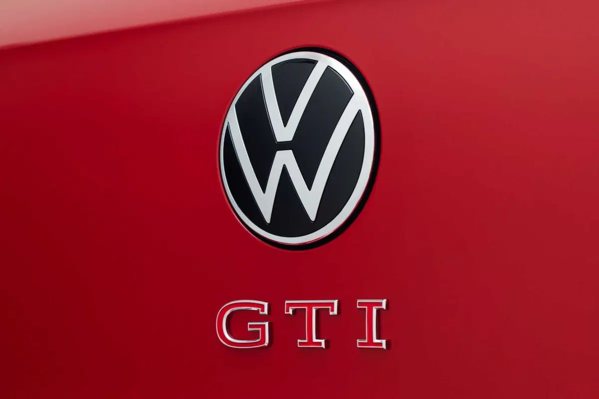 Nuova Volkswagen Golf 2024: ecco l'ultima generazione (7)