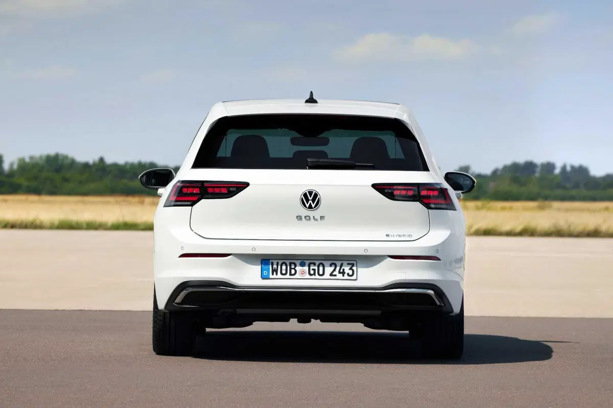 Nuova Volkswagen Golf 2024: ecco l'ultima generazione (6)