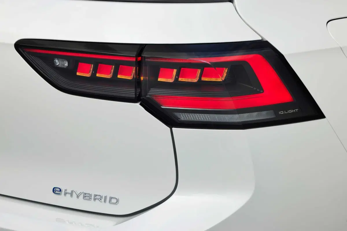 Nuova Volkswagen Golf 2024: ecco l'ultima generazione (12)