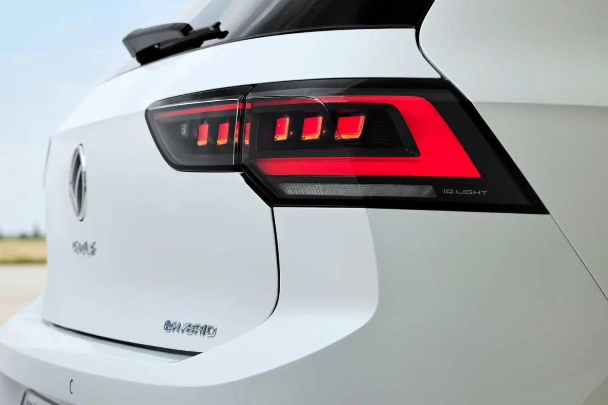 Nuova Volkswagen Golf 2024: ecco l'ultima generazione (13)