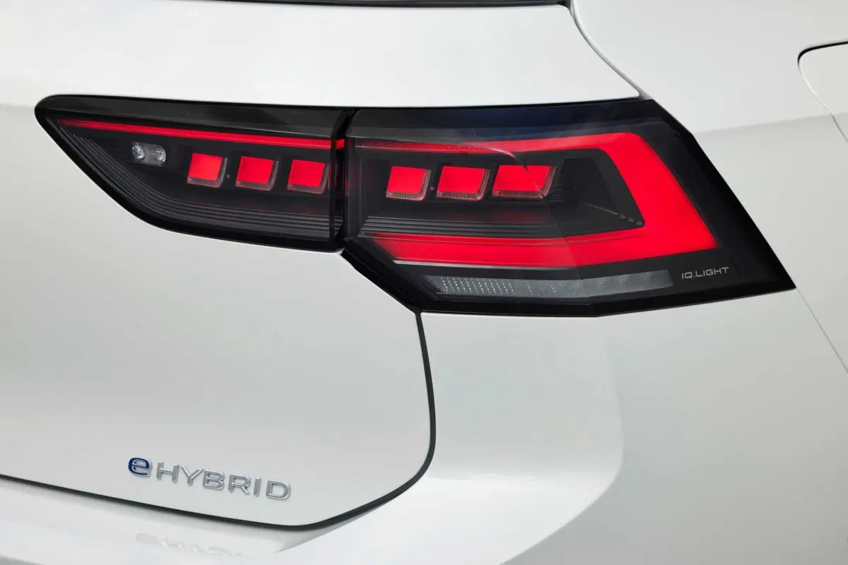Nuova Volkswagen Golf 2024: ecco l'ultima generazione (14)