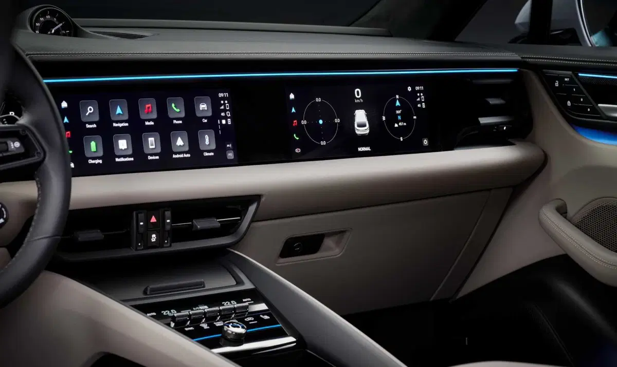 Porsche Macan Elettrica: ecco com'è fatta dal vivo, dotazioni, caratteristiche tecniche e prezzi (6)