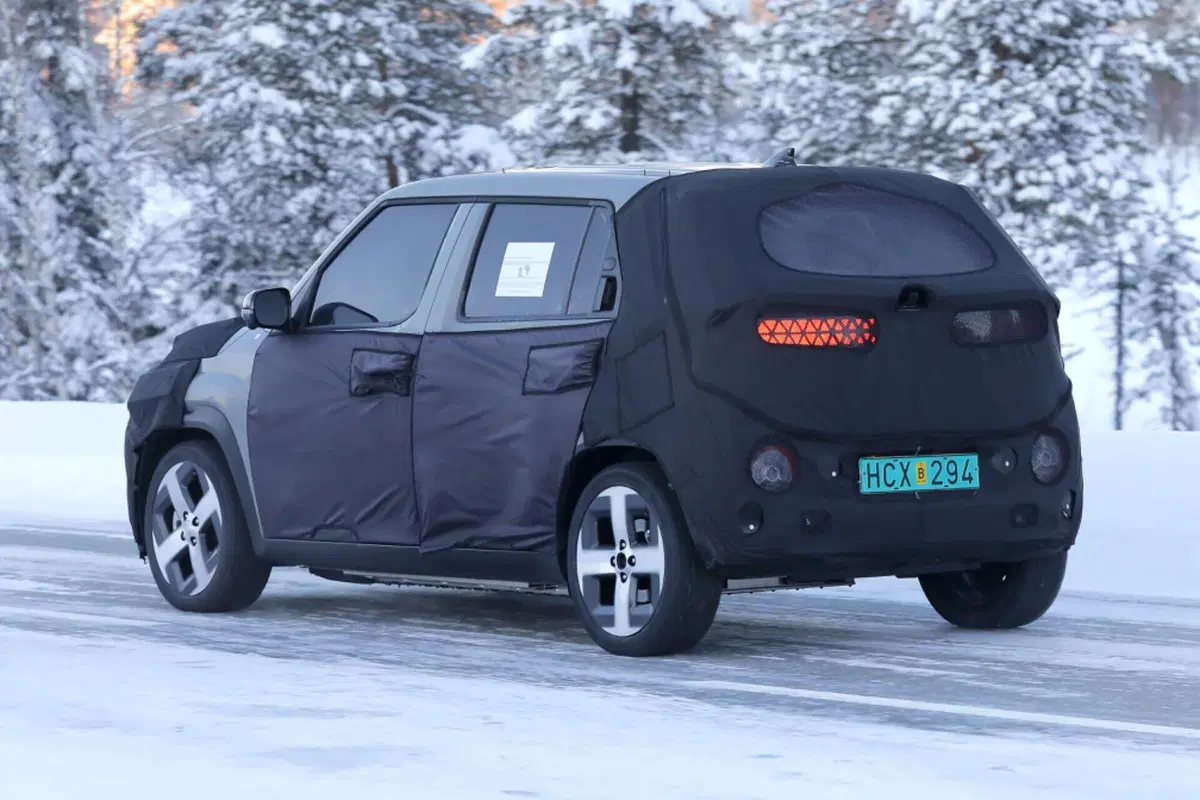 Hyundai Casper, ecco l’elettrica economica per l’Europa [Foto Spia] (4)