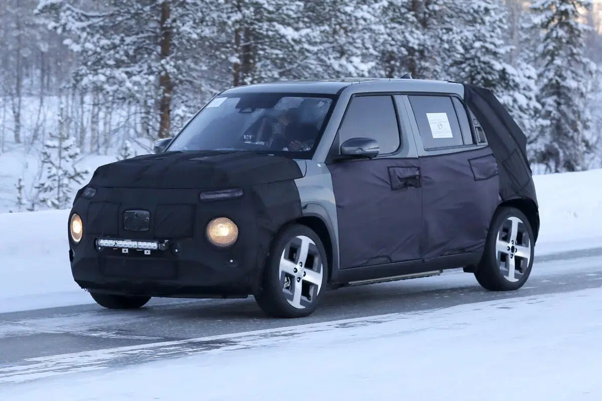 Hyundai Casper, ecco l’elettrica economica per l’Europa [Foto Spia] (9)