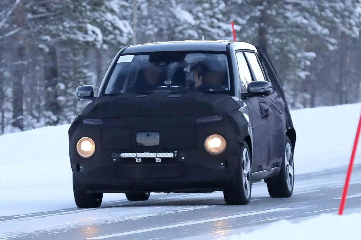 Hyundai Casper, ecco l’elettrica economica per l’Europa [Foto Spia] (8)
