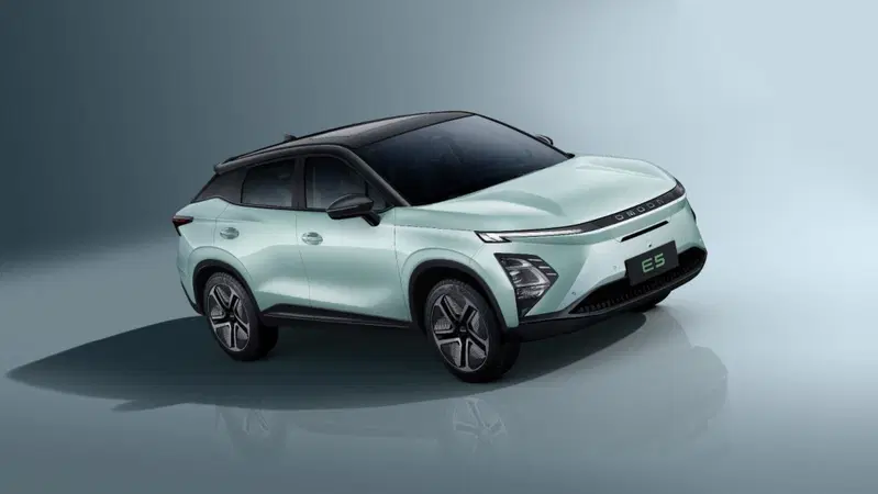 Omoda E5: la nuova elettrica di Chery arriva in Europa 