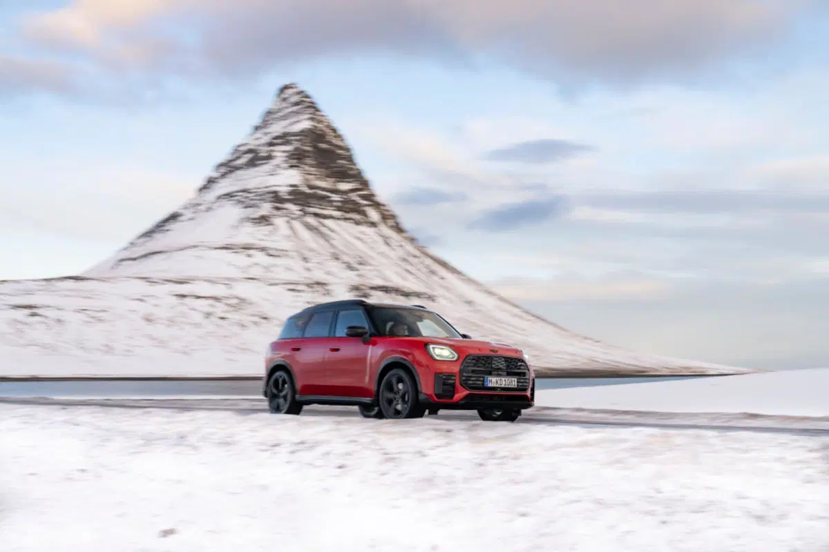 Mini, arriva la Countryman S All4 John Cooper Works (3)