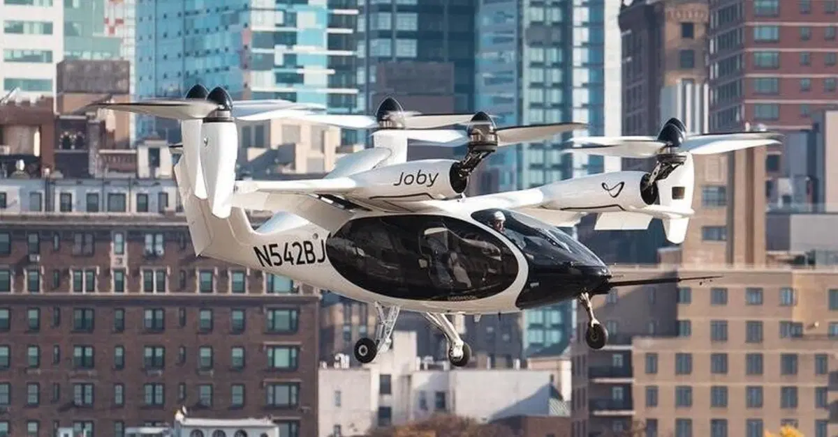 L'auto "volante" non &egrave; poi cos&igrave; lontana: Toyota, Stellantis e Hyundai 