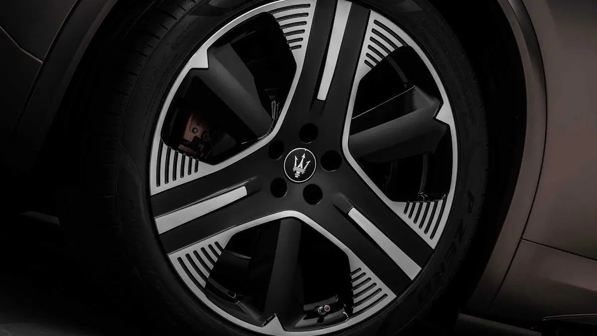 Maserati Grecale Folgore (9)
