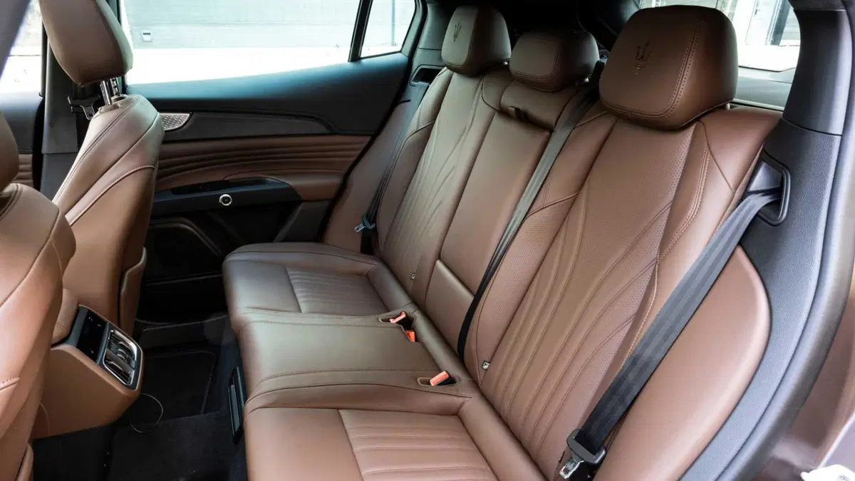 Maserati Grecale 2.0 MHEV 250 CV GT (9)