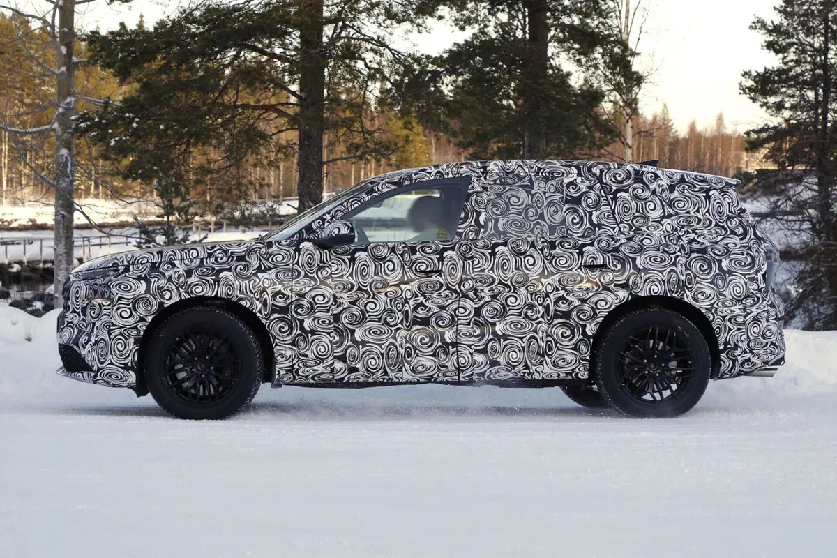 Audi Q9, arriva nel 2025 e avrà (forse) un V8 [Foto Spia] (2)