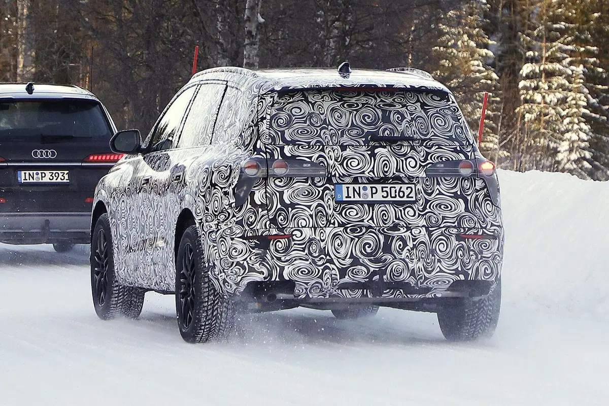 Audi Q9, arriva nel 2025 e avrà (forse) un V8 [Foto Spia] (3)