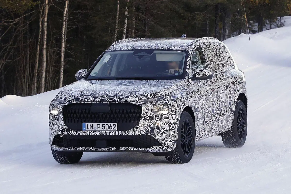 Audi Q9, arriva nel 2025 e avrà (forse) un V8 [Foto Spia] (7)