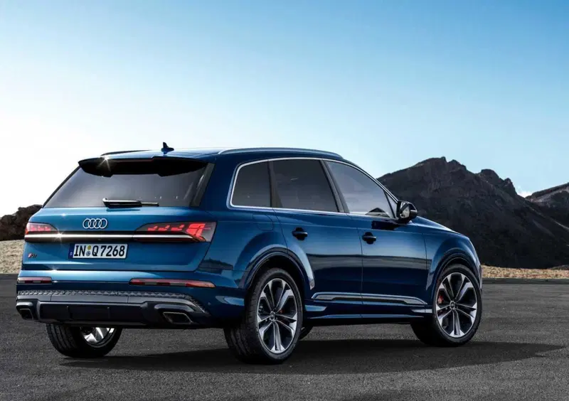 Audi Q7 (9)