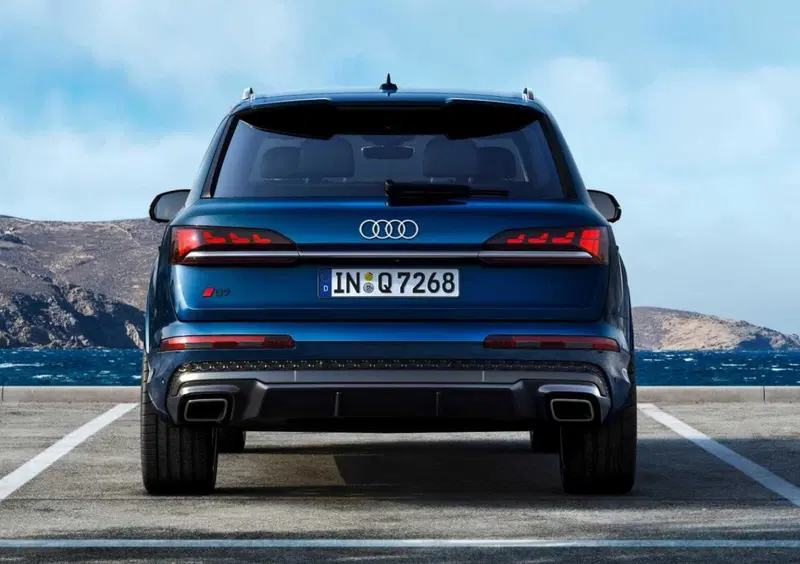 Audi Q7 (10)