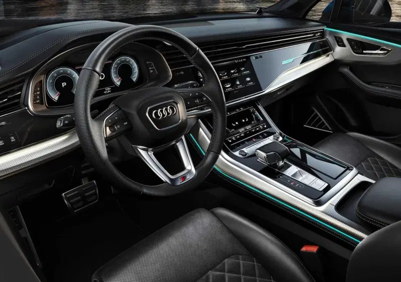 Audi Q7 (12)