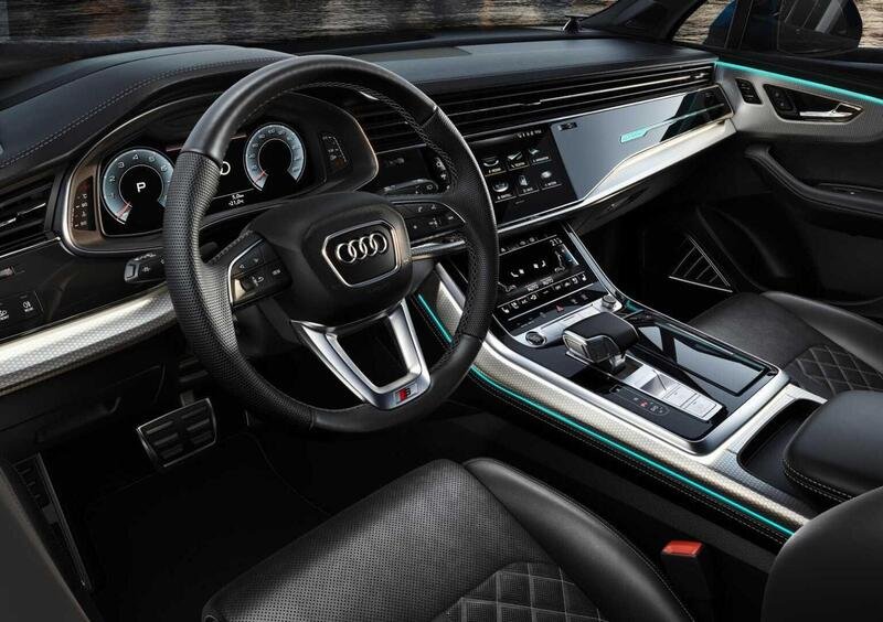 Audi Q7 (2015-->>) (12)