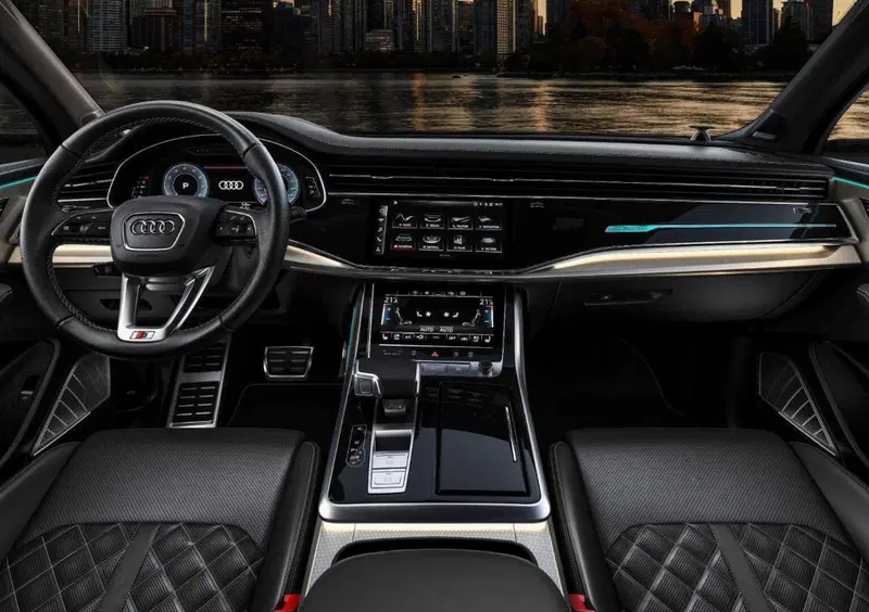 Audi Q7 (11)