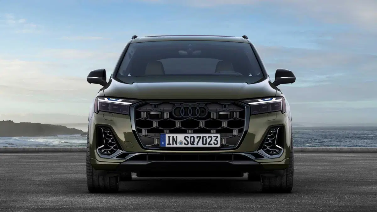 Audi SQ7 4.0 V8 TFSI quattro tiptronic sport attitude (7)