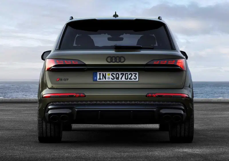 Audi SQ7 (2016-->>) (8)