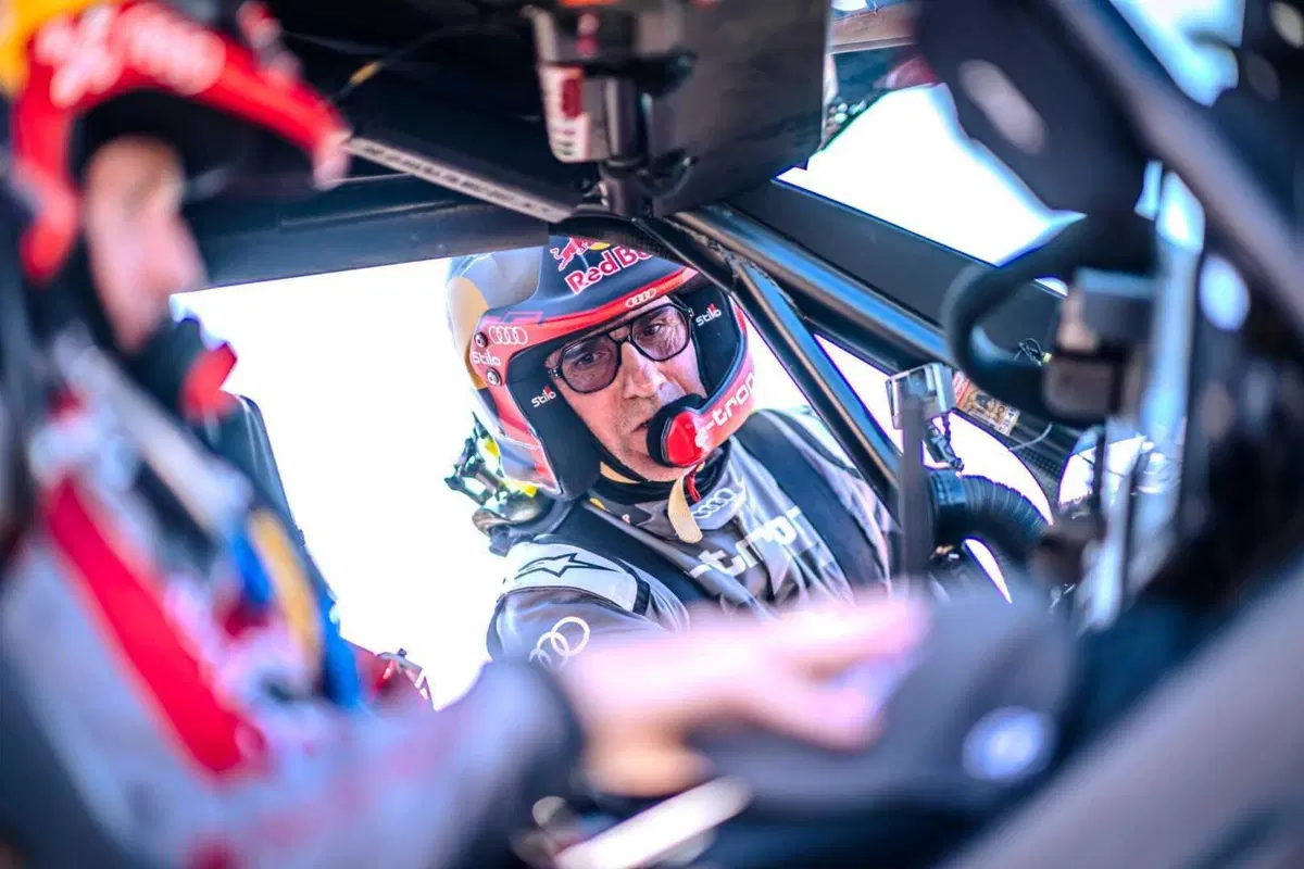 Carlos Sainz e Stephane Peterhansel, la Storia della Dakar a un bivio?  (7)