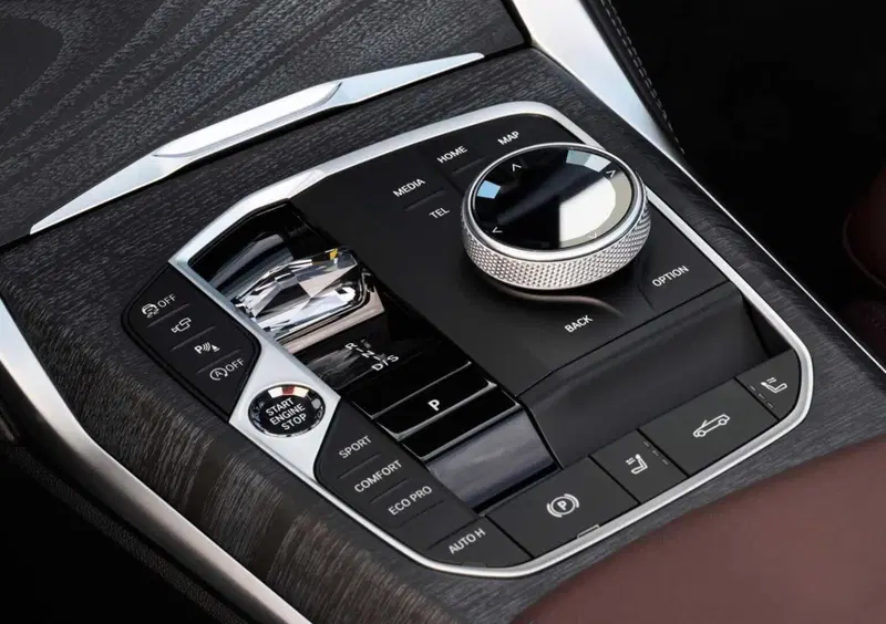 BMW Serie 4 Cabrio (2020-->>) (16)