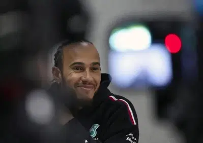 F1. Hamilton via dalla Mercedes per Ferrari: “Una delle decisioni più difficili della mia vita. E' il momento giusto per affrontare una nuova sfida”