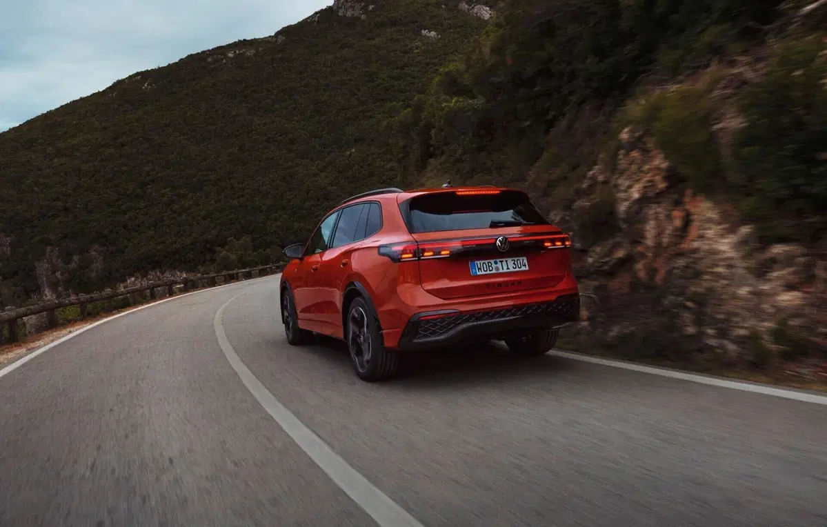 Nuova Volkswagen Tiguan: motorizzazioni, allestimenti, optional e prezzi. Guida all’acquisto (2)