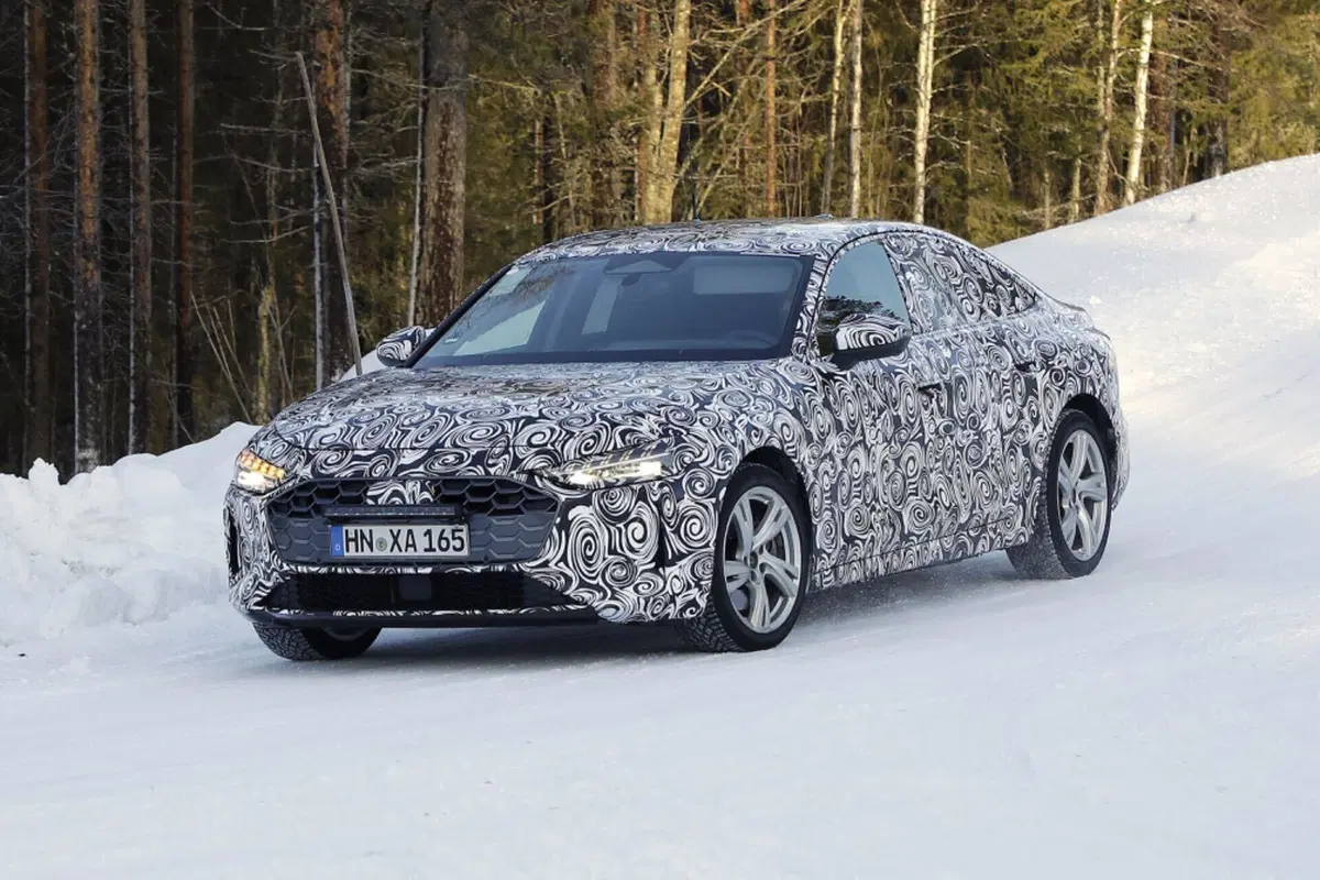 Nuova Audi A5, i motori TSFI e TDI saranno ancora disponibili [Foto Spia] (3)