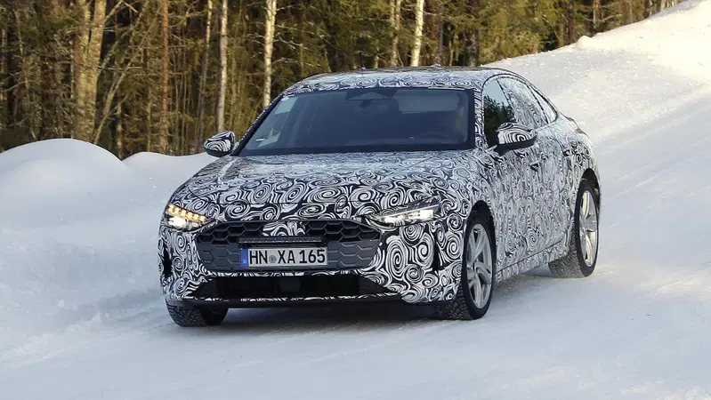 Nuova Audi A5, i motori TSFI e TDI saranno ancora disponibili [Foto Spia]