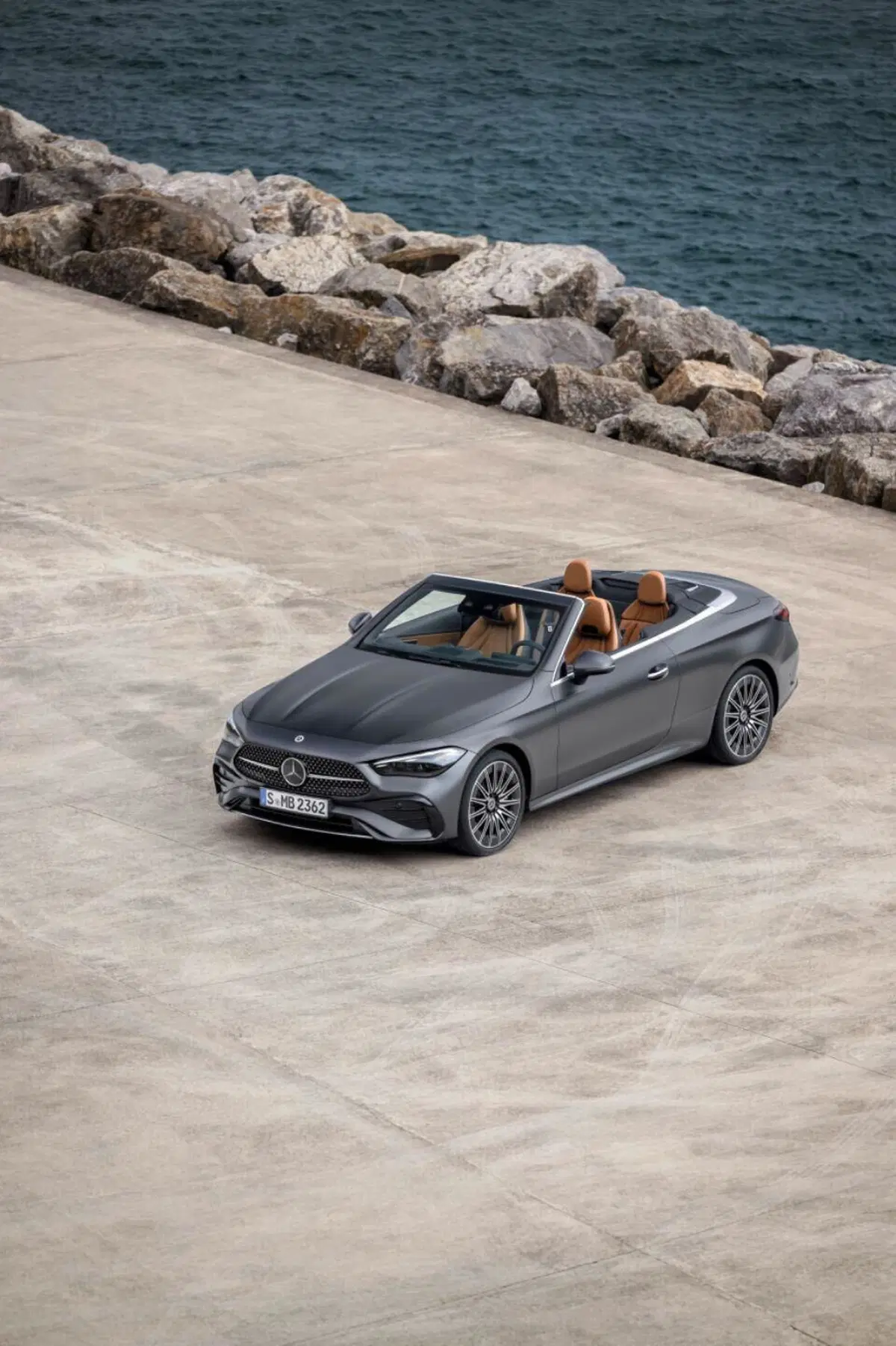 Mercedes CLE Cabriolet, pronta per l’estate en plein air  (7)