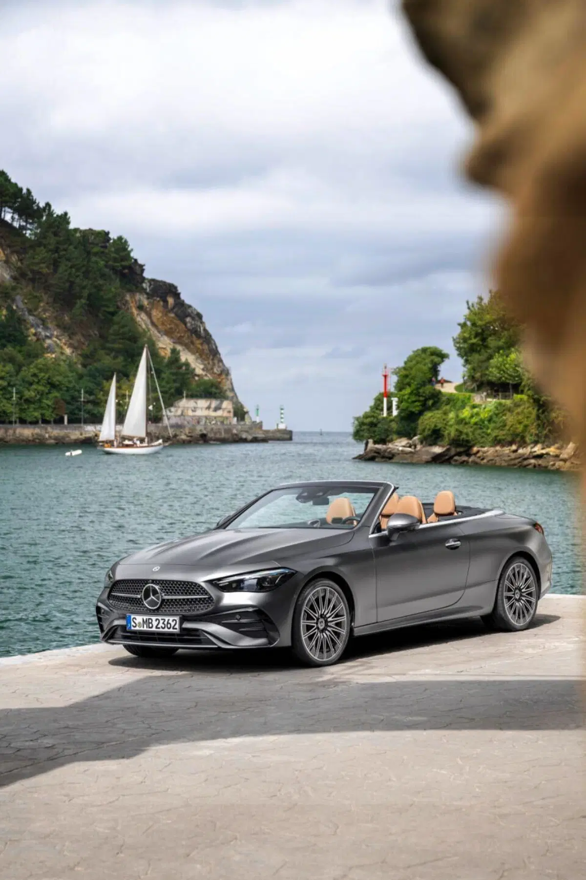 Mercedes CLE Cabriolet, pronta per l’estate en plein air  (18)