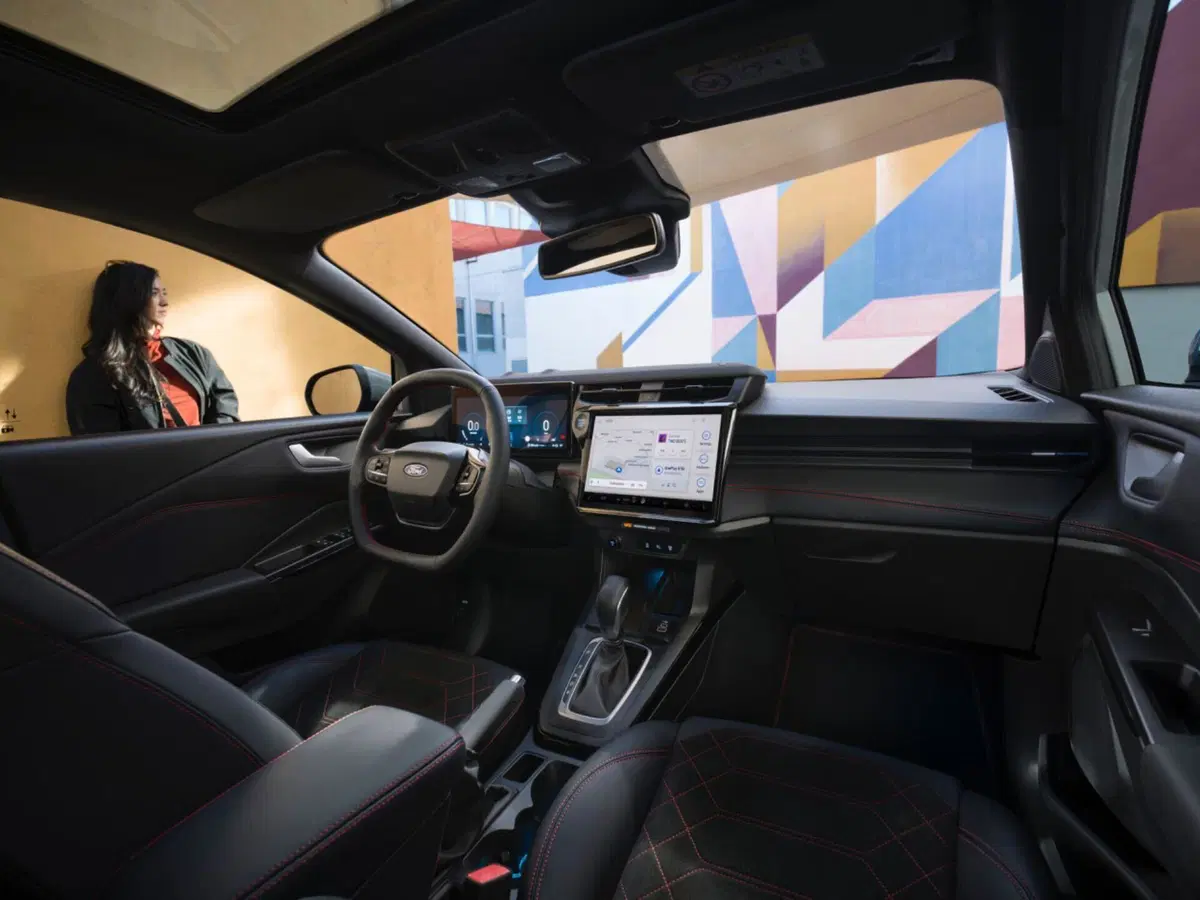 Ford Puma 2024, oltre al restyling ci sarà la variante elettrica (4)